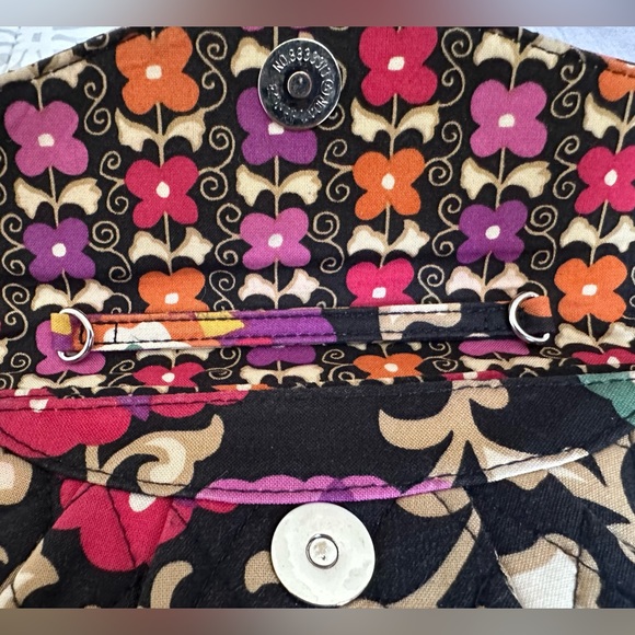 Used Vera Bradley Wallet - Picture 5 of 12